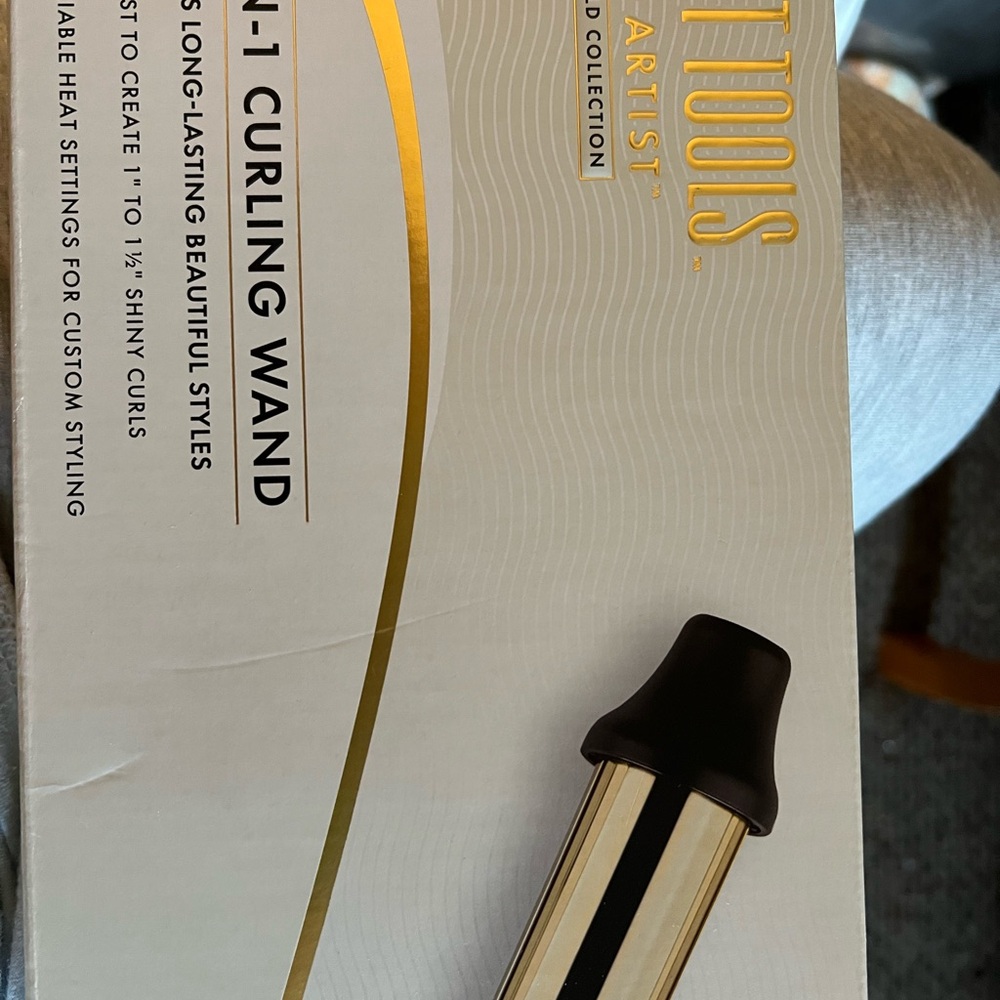 Hot Tools Gold Curling Iron - Picture 3 of 7